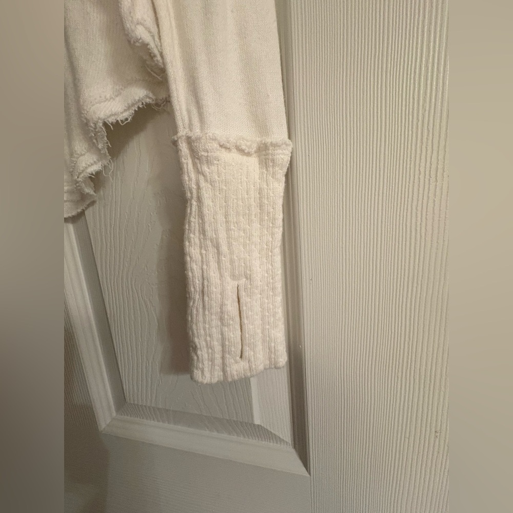 Free People long sleeve sweater - Picture 4 of 4